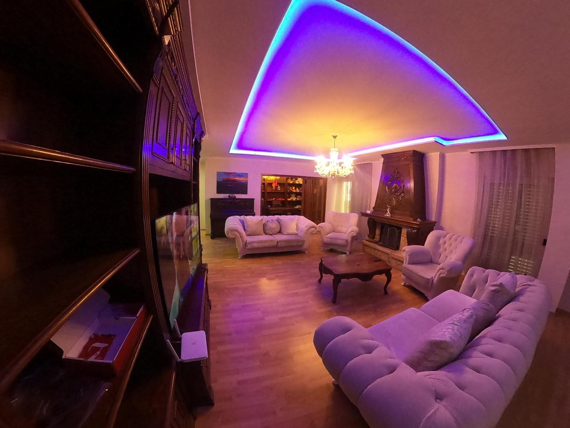 F C Apartment *