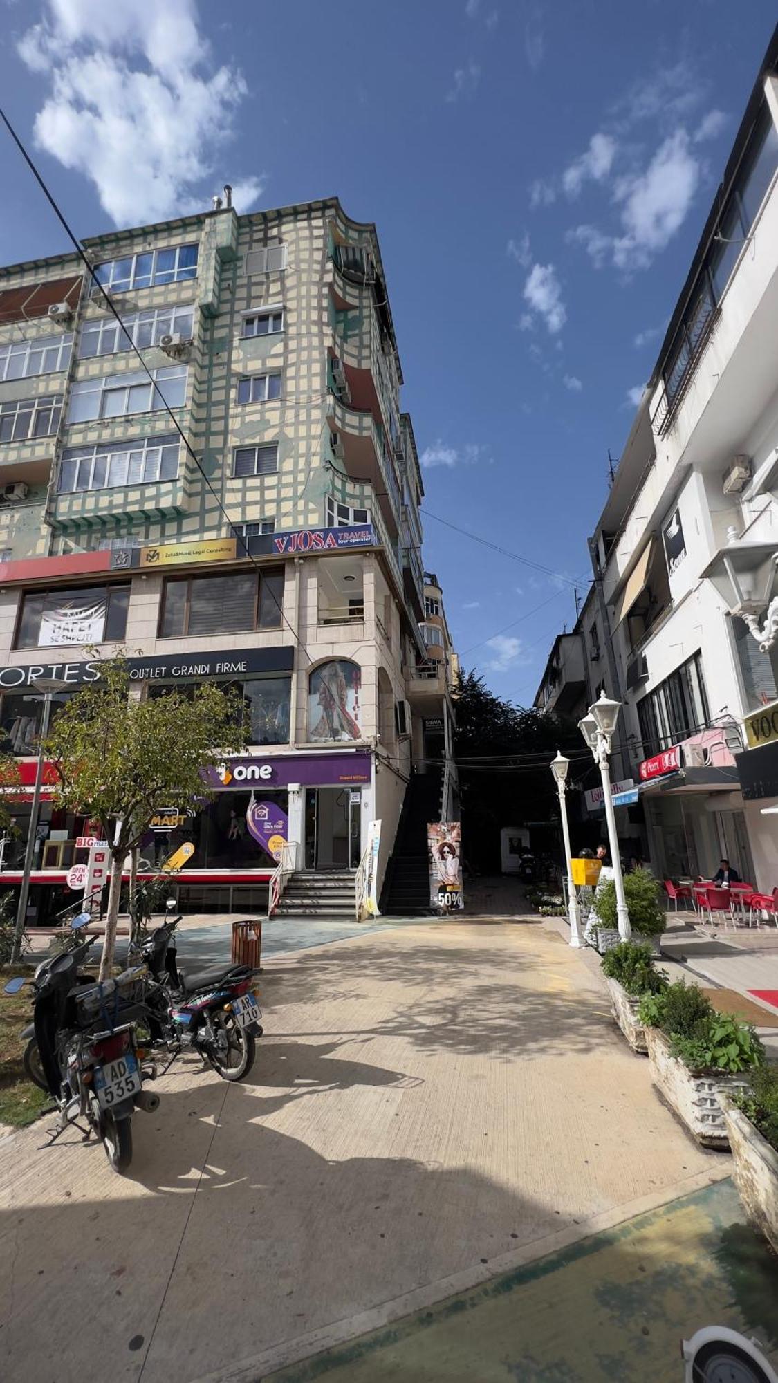 Apartment F C Tirana
